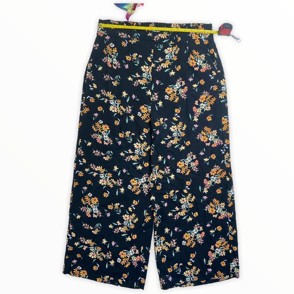 Torrid floral wide leg pants